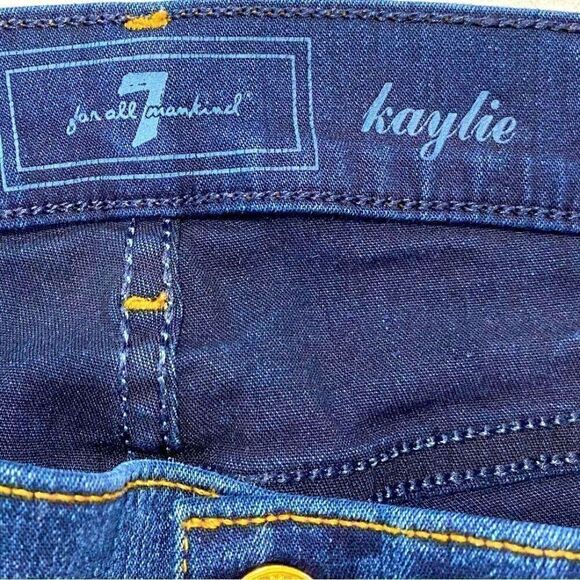 7 For All Mankind Kaylie Stretch Bootcut Flare Jeans 29x32 LNWT - Picture 9 of 11